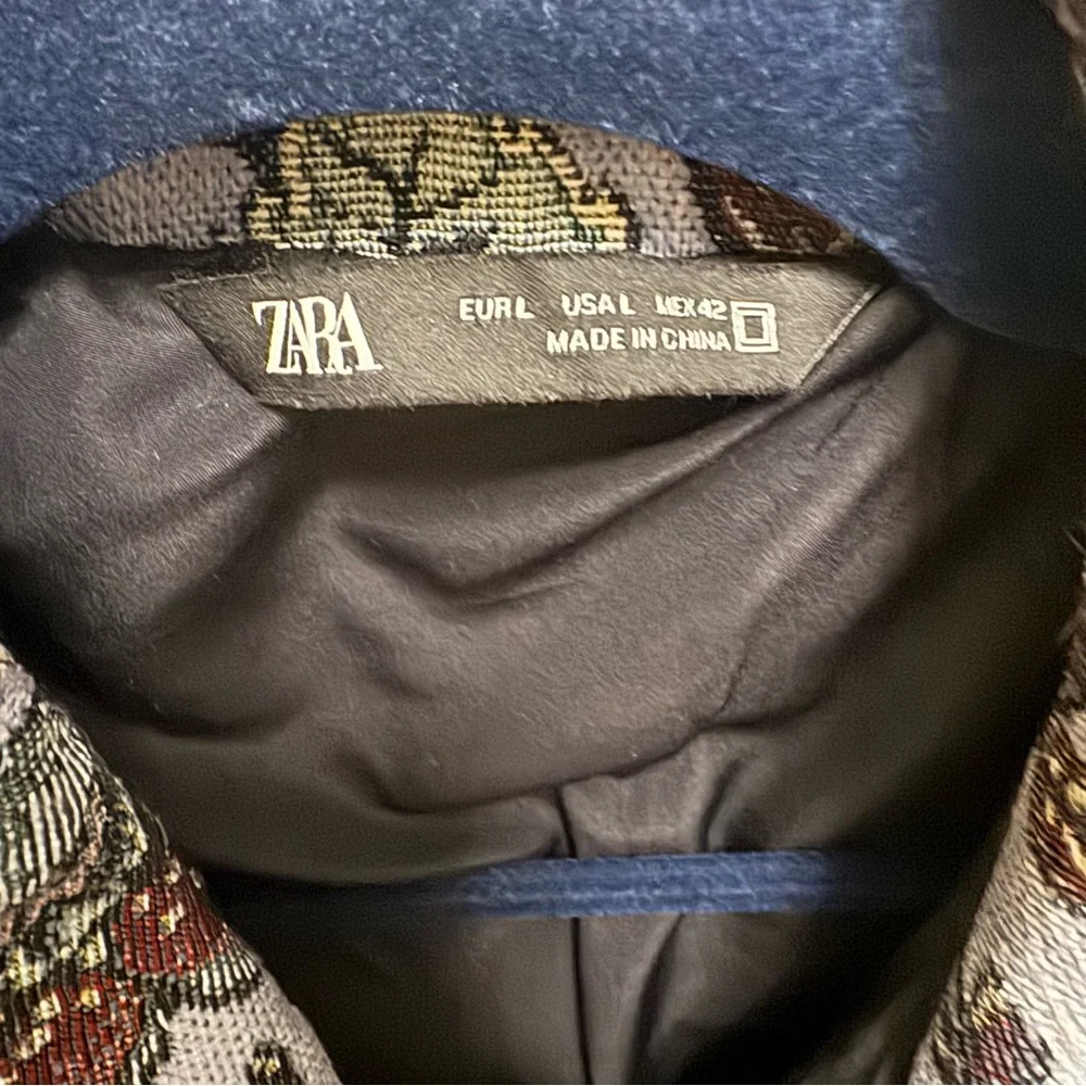 Zara Men's Floral Jacket - Blue and Cream - Picture 13 of 13